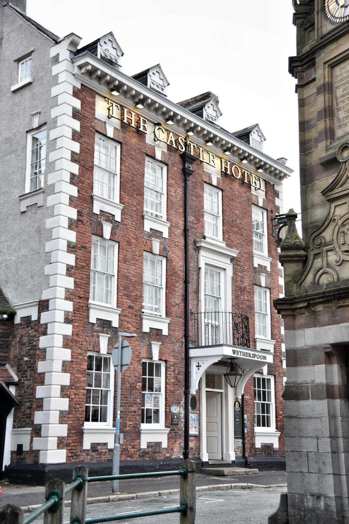 The Castle Hotel Wetherspoon Ruthin Eksteriør billede