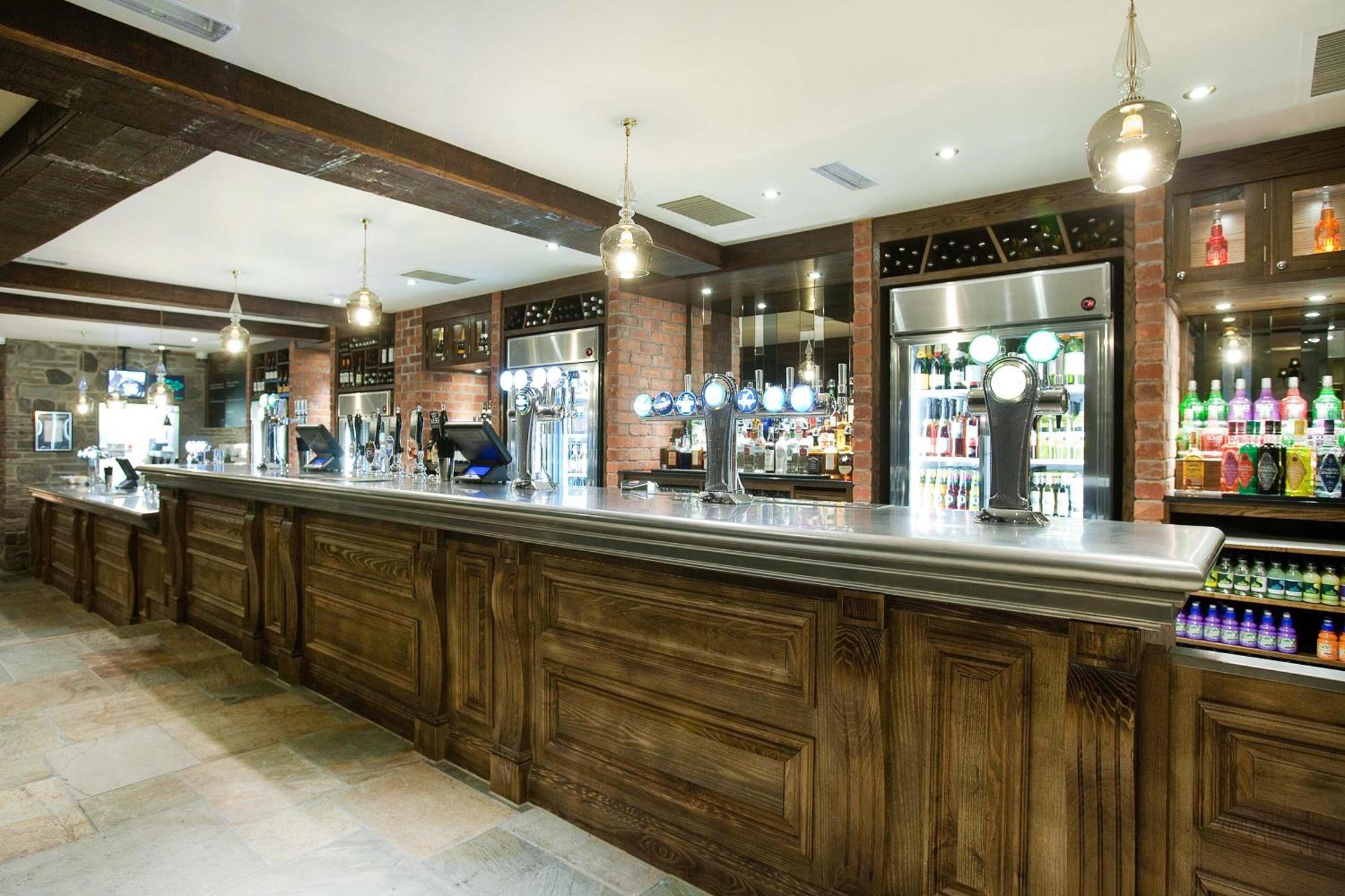The Castle Hotel Wetherspoon Ruthin Eksteriør billede