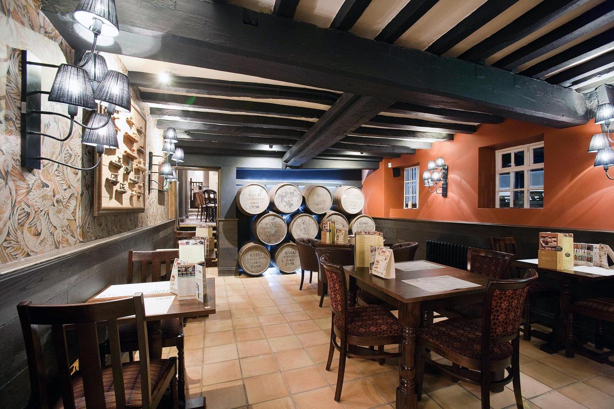 The Castle Hotel Wetherspoon Ruthin Eksteriør billede