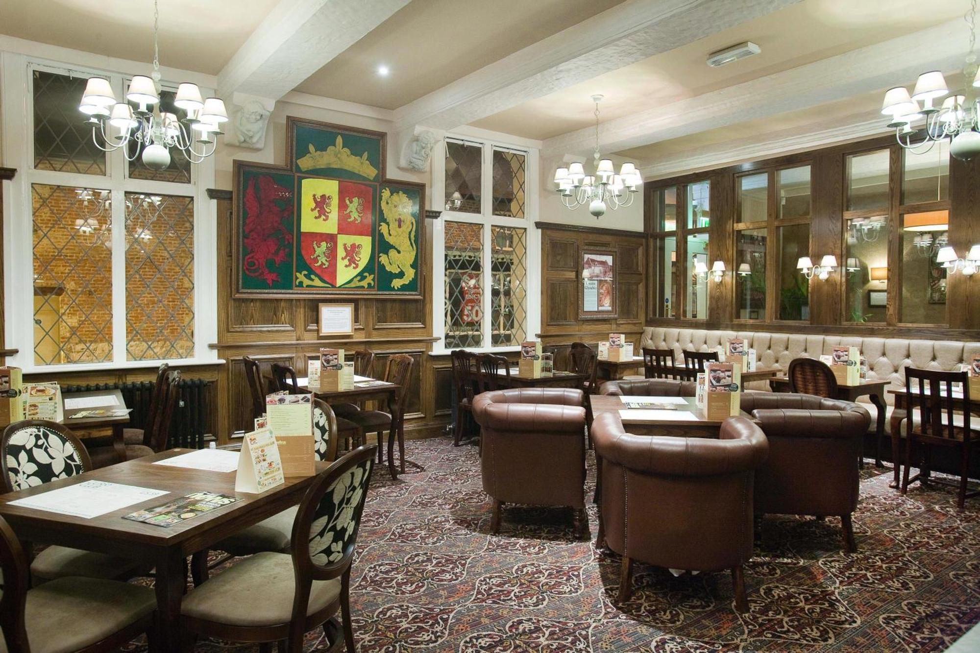 The Castle Hotel Wetherspoon Ruthin Eksteriør billede